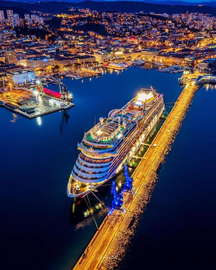 Adriatica Apartment Rijeka Bagian luar foto